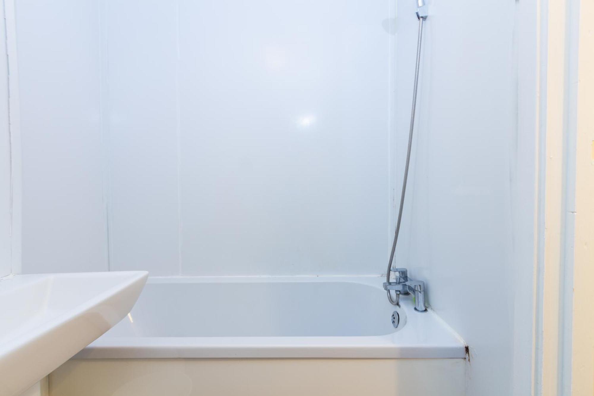 Cosy Stretford In A Prime Location Appartement