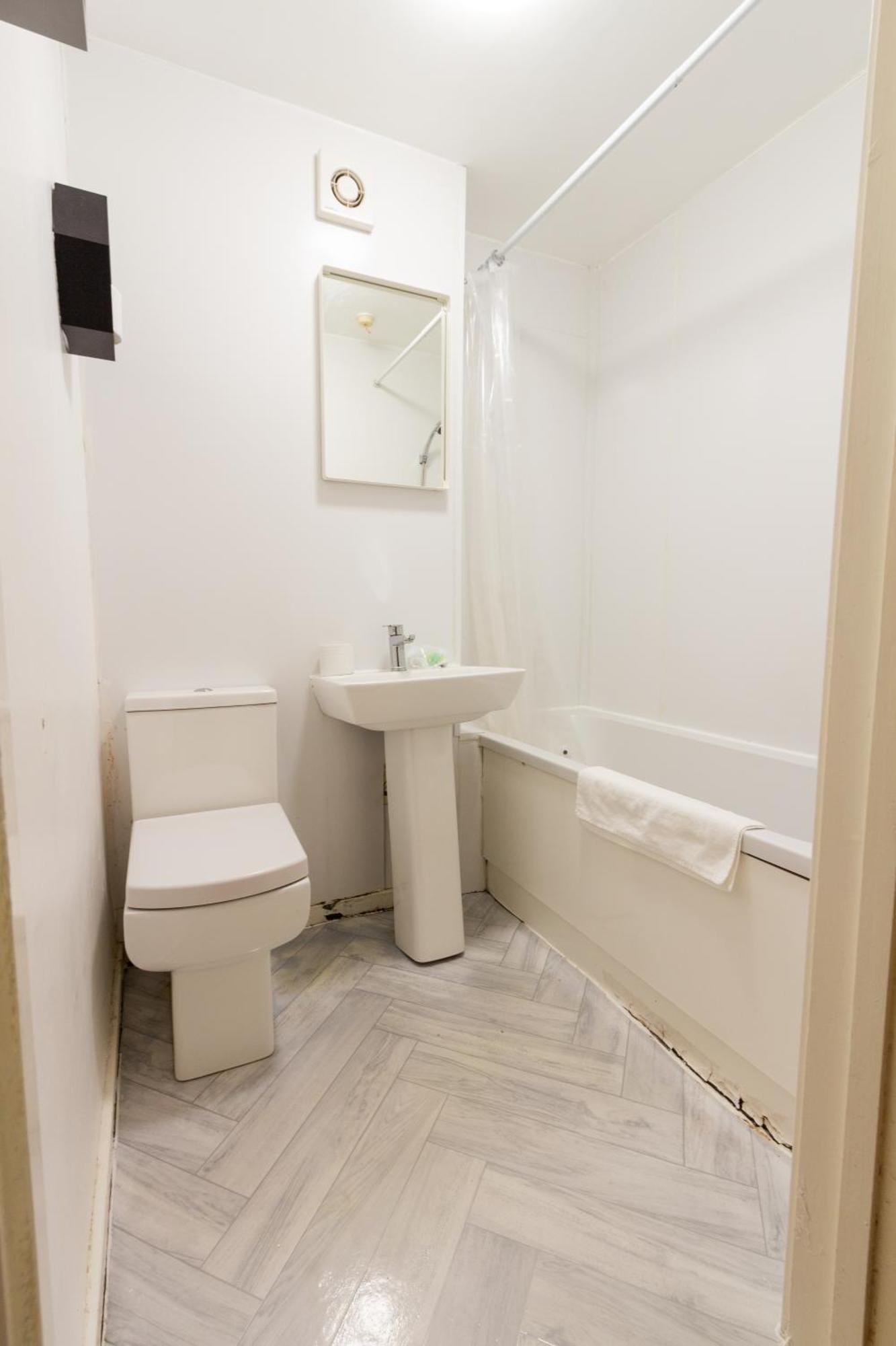 Cosy Stretford In A Prime Location Appartement *